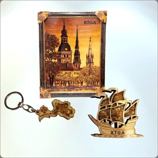 suvenīri ar dzintaru