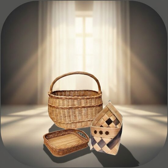 плетеные корзины и подносы 