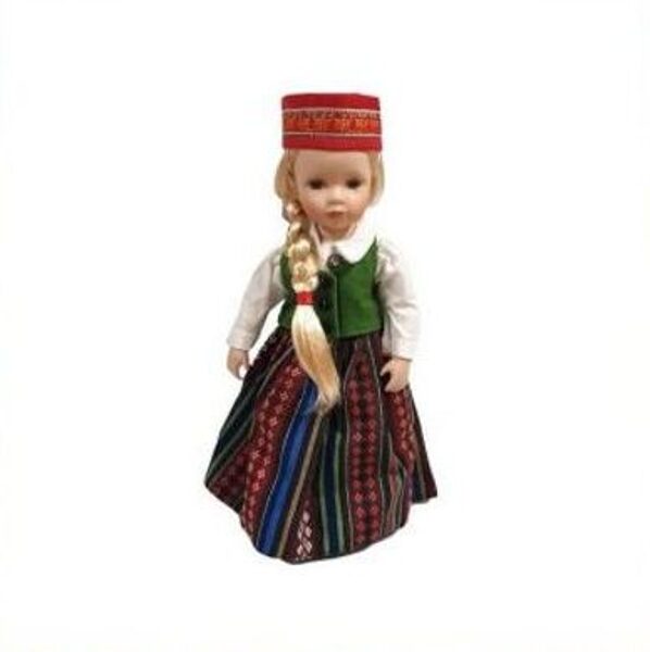 куклы в народных костюмах