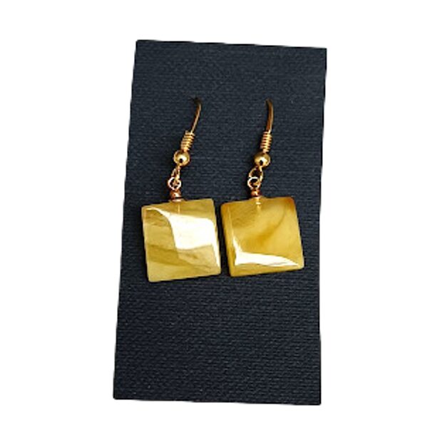 серьги с янтарем