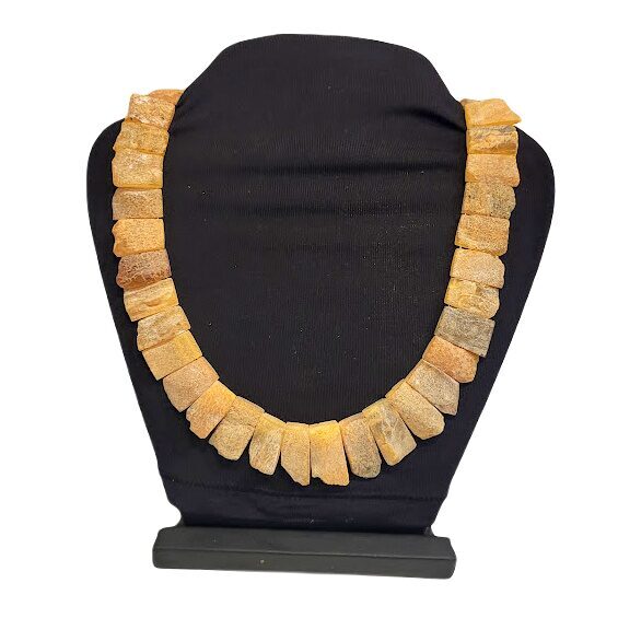 Amber beads 12015302