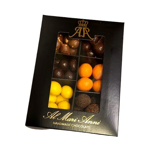 Grand Fruit & Berry Assortment in Chocolate (Pineapple, Pumpkin, Blackcurrant, Cranberry, Gooseberry)