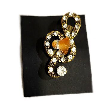 Brooch with amber 1201905