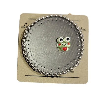 Reflective brooch 520411