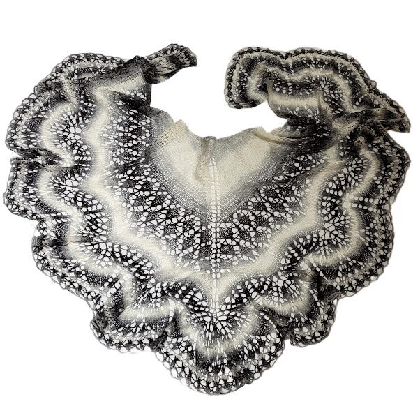 Lace Shawl "Vēja vītie" (Wind-Woven) 150601
