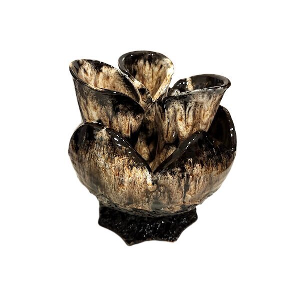 Exclusive ceramic design vase with flower organizer "Flower Embrace" (Handmade) - 16 cm 