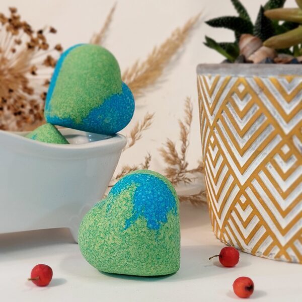 Бомба для ванны в форме сердца «Морская свежесть»