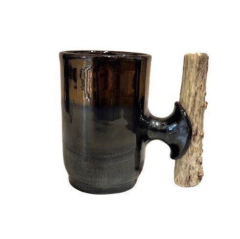Керамическая кружка с ручкой из рога 480303