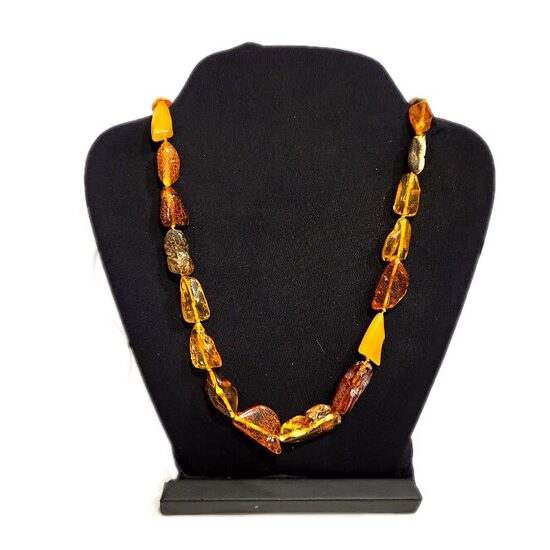 Amber beads 1209102