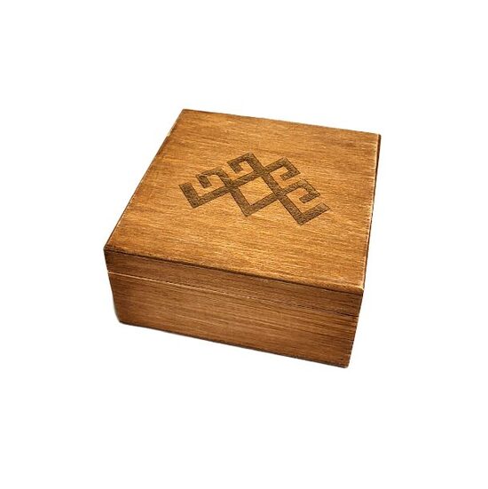Wooden box with engraving 420208