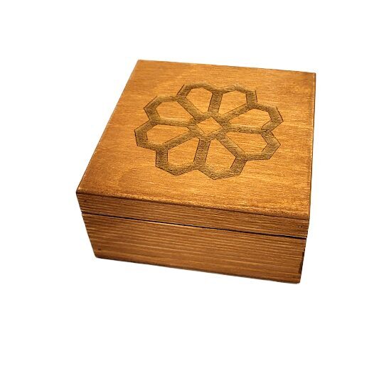 Wooden box with engraving 420207