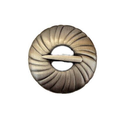 Brooch Roll 1541601