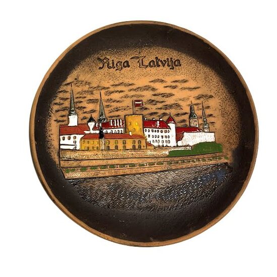 Dekoratīvais šķīvis Rīga 541402