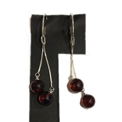 Earrings with amber (silver foot ) 1208901