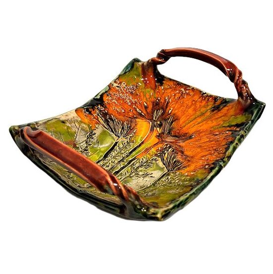 Clay plate with handle 1222901