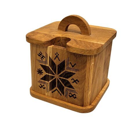 Ozolkoka cukurtrauks ar zīmējumu 1290706