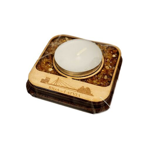 Деревянный подсвечник с янтарем – Латышские узоры (7 х 7 см)