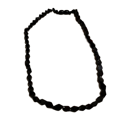 "Amber Facets" – Geometric Style Necklace 04