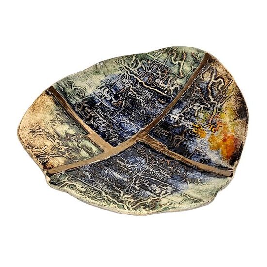 Ceramic Plate – Māras zeme (Morning Light) 