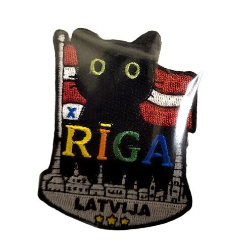 Embroidered patch "Riga cat with map silhouette" 7x5,5cm 