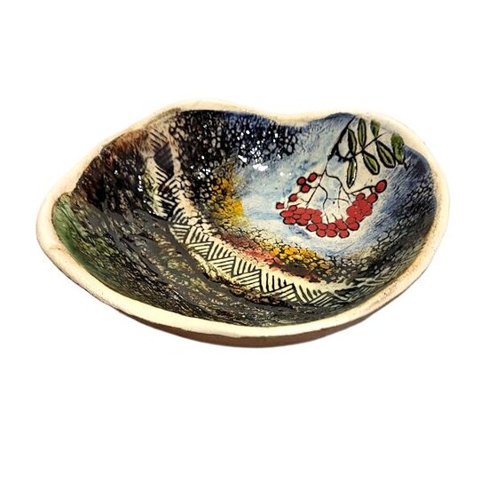 Medium clay bowl "Rowan" (19 cm)