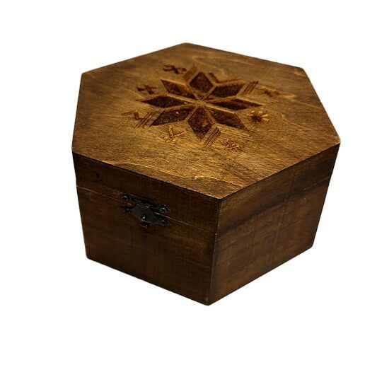 Exclusive wooden box "Power symbol" 421104 