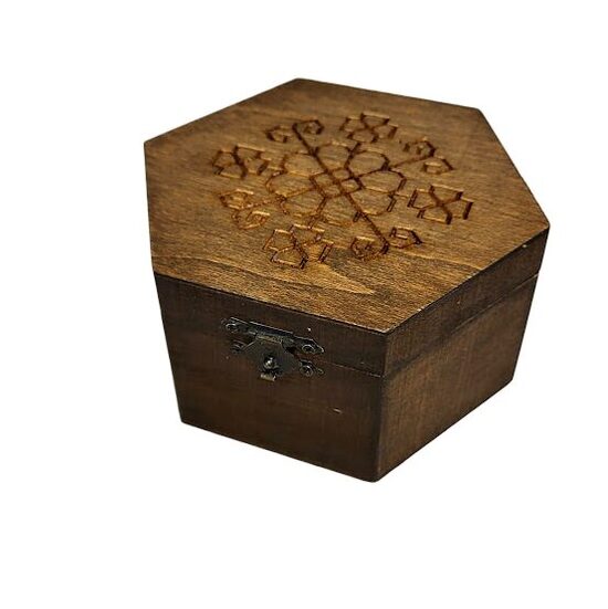 Exclusive wooden box "Power symbol" 420602 
