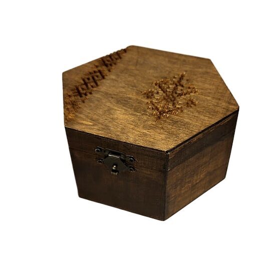 Exclusive wooden box "Power symbol" 420605 