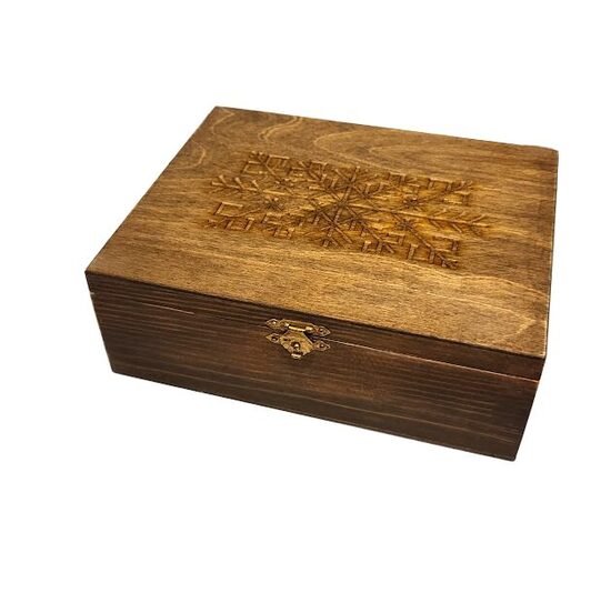 Exclusive wooden box "Power symbol" 420802 
