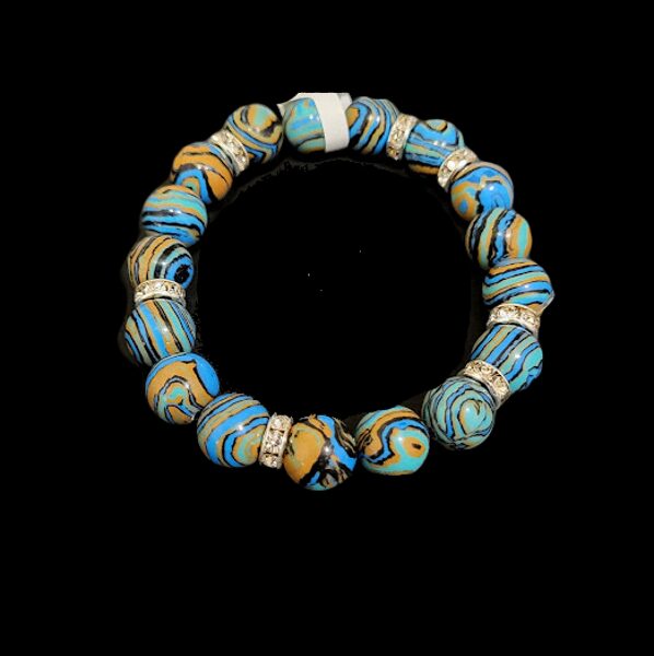 Dabīgā akmens aproce no malahīta 010216