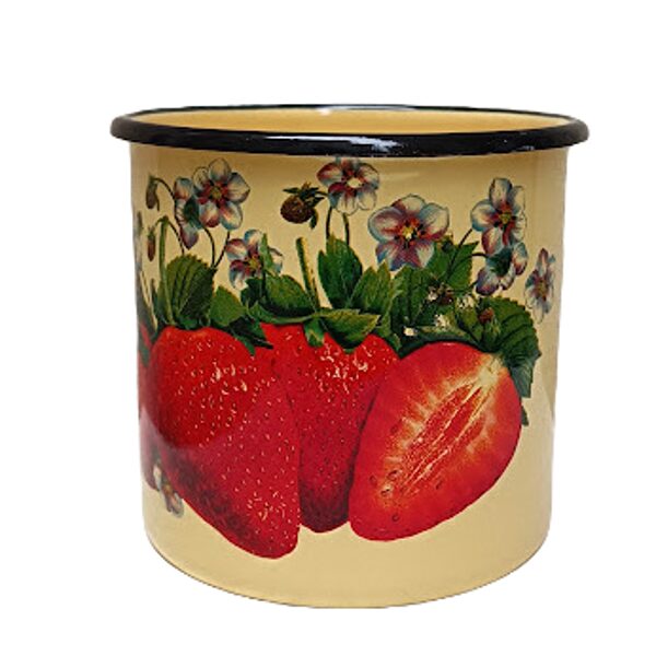 Metal cup Strawberries