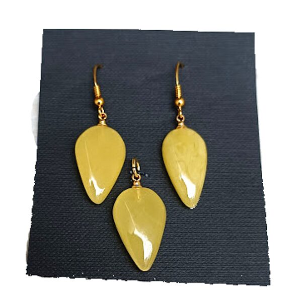 Amber earrings and pendant (silver foot covered with gold dust) EVA9