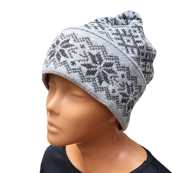 Knitted hat with Latvian patterns 020907