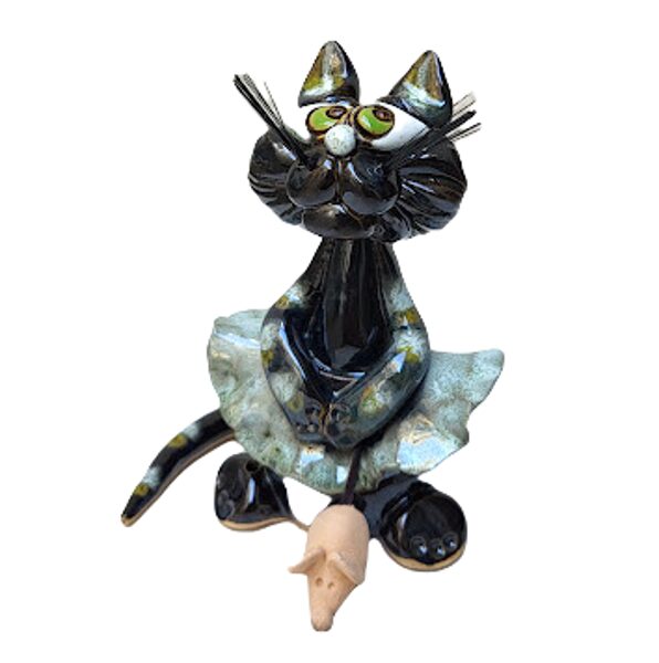 Keramikas figūra Kaķu meitene ar peli 541503