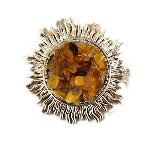 Brooch with amber 015403