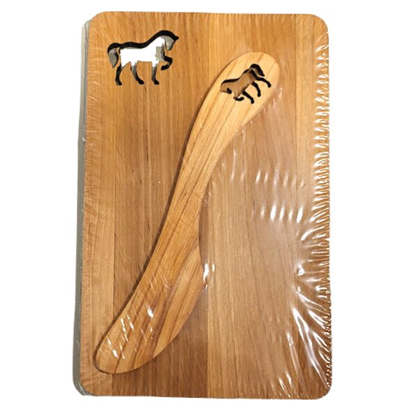 Wooden board with butter knife "Horse"