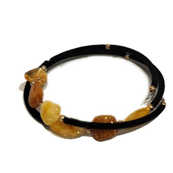 Velvet bracelet with amber 671804