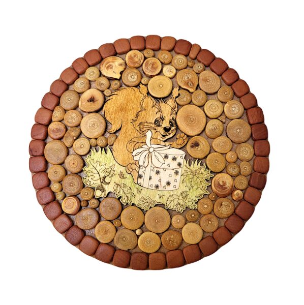 Juniper Wood Hot Pad / Trivet "Squirrel", 20 cm