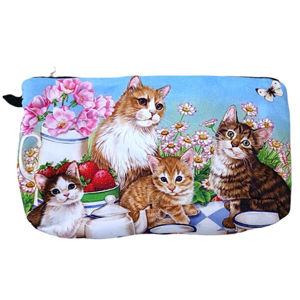 Cosmetic case Cats