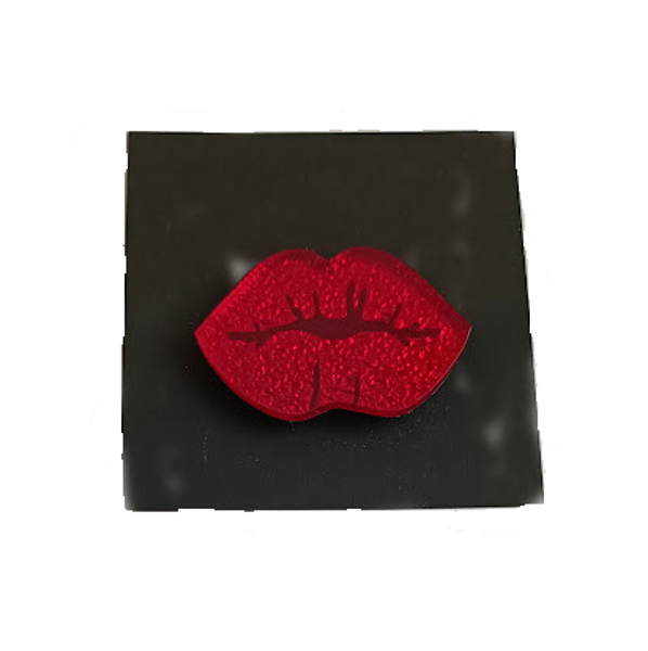 Organic glass brooch - Lips