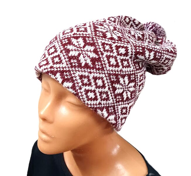 Knitted hat 