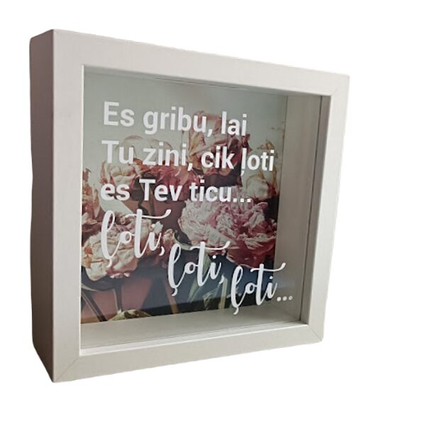 Wooden savings bank 1850194