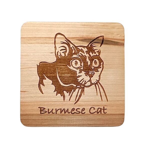 Wooden coaster from the Cats collection