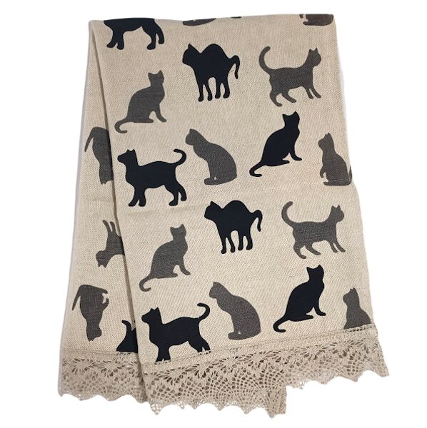Colorful towel with lace Cats