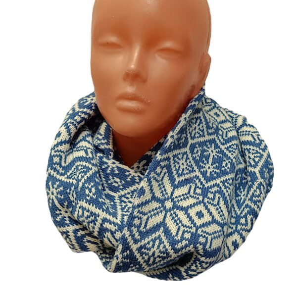 Round scarf No 2 (bluish)